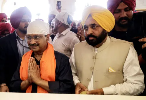 Bhagwant Mann and  Arvind Kejriwal(L) | ANI