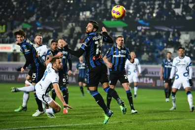 Atalanta hold Inter Milan to give title hopefuls a boost