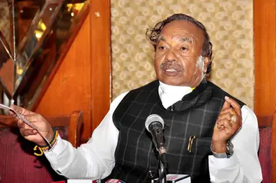 BJP expels rebel Karnataka leader Eshwarappa for six years