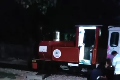Miniature train at Veli Tourist Village derails injuring passengers