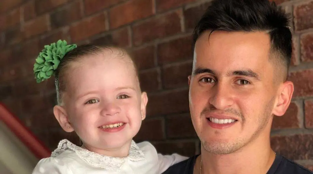 Adrian Luna with daughter Julieta | Photo: Instagram