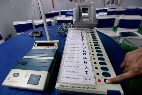 Issue of EVMs showing one extra vote during mock poll in Kasaragod resolved: Election Commission