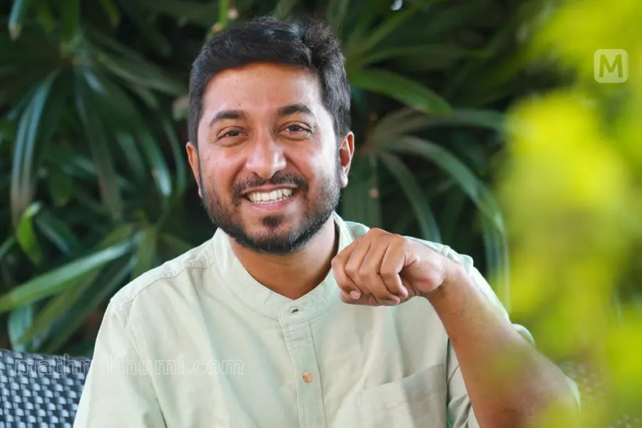No worries, those are films made by my friends, Vineeth on Aavesham's clash
