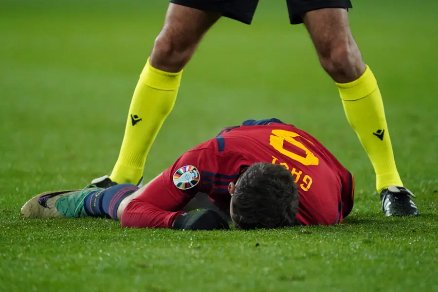 Barcelona star Gavi 'seriously injured' in Spain match
