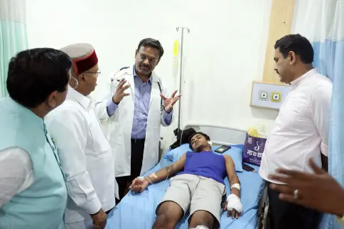 Pralhad Joshi, Yediyurappa, and Karnataka Guv meet victims of Rameshwaram Cafe blast