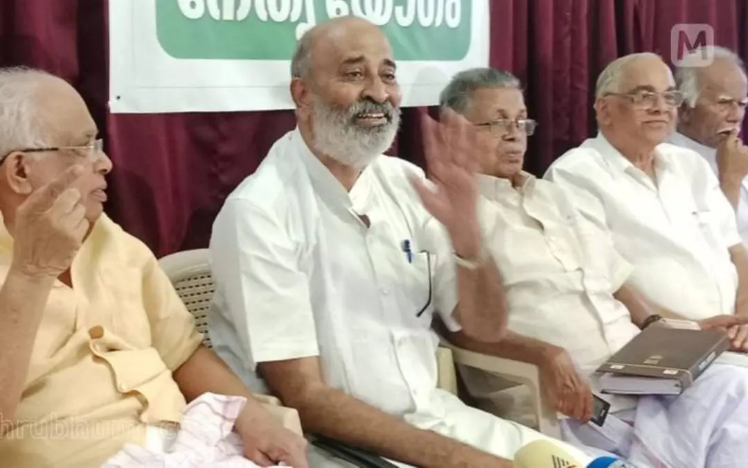 JD (S) Kerala leaders CK Nanu, Jose Thaettayil, A Neelalohithadasan Nadar, Mathew T Thomas and K Krishnan Kutty. (Photo: MBI)