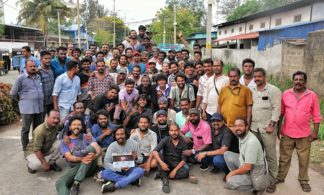 The cast and crew of 'Mura'