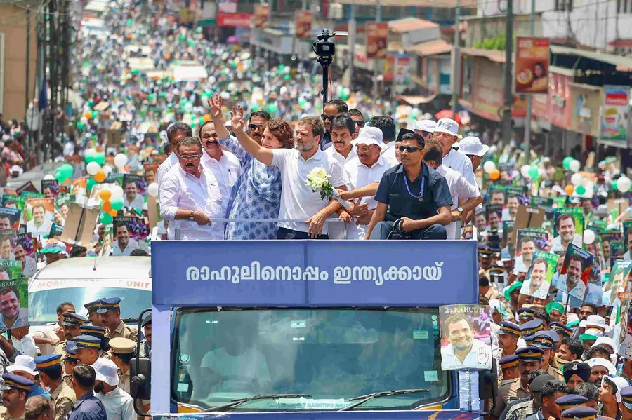 Party flags conspicuously absent at Rahul Gandhi's roadshow in Wayanad