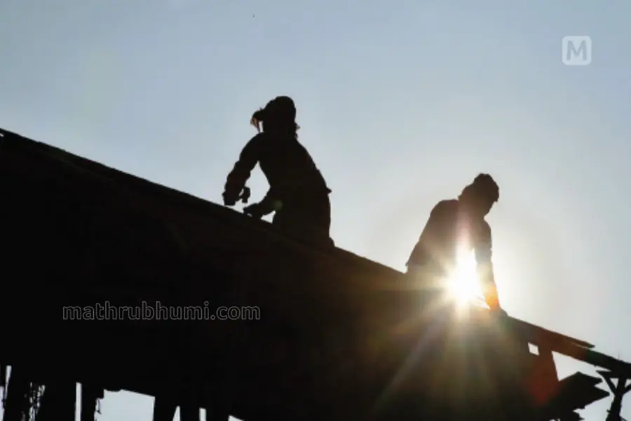 Registration of migrant workers, contractors, employers begins in Kerala
