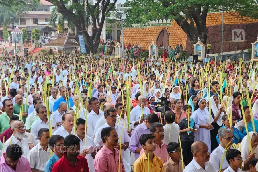 Palm Sunday: Believers commemorate day in prayers