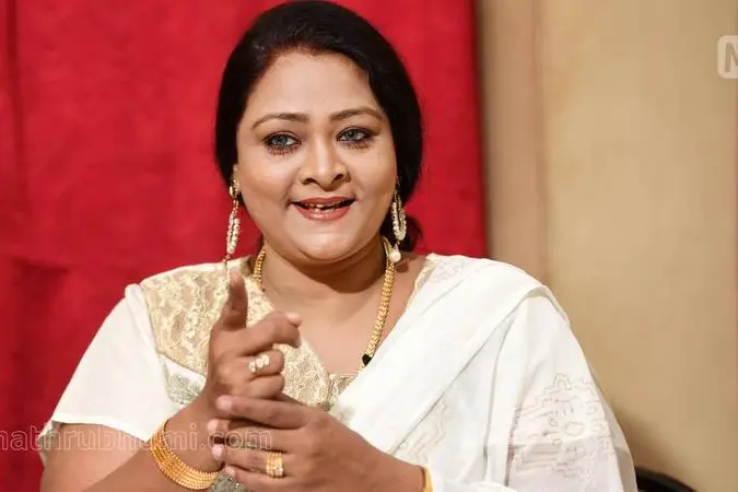 Kozhikode mall declared no entry for actress Shakeela, director Omar Lulu raises complaint