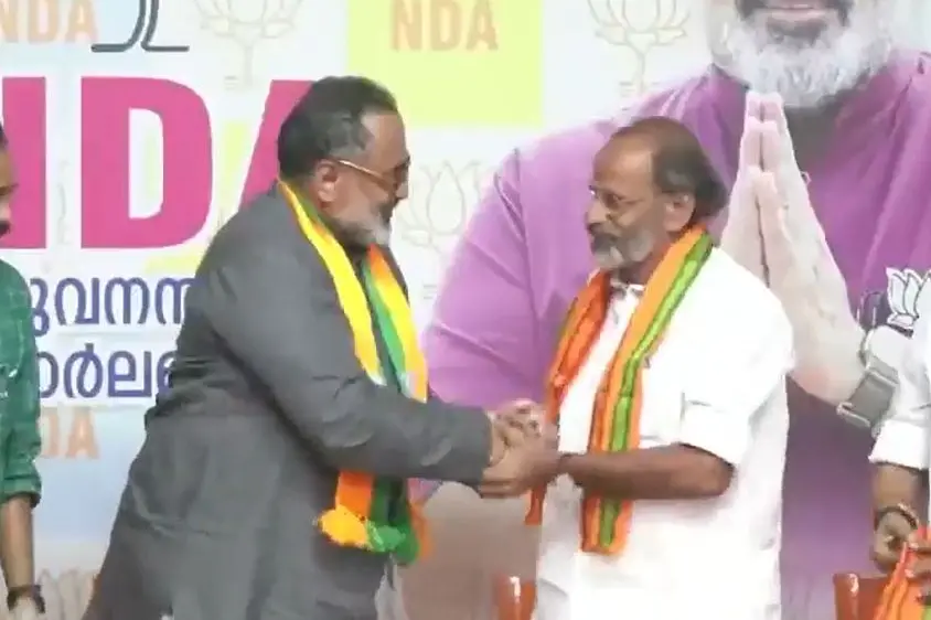 കോണ്ഗ്രസ് നേതാവ് മഹേശ്വരന് നായര് ബിജെപിയില് ചേര്ന്നു