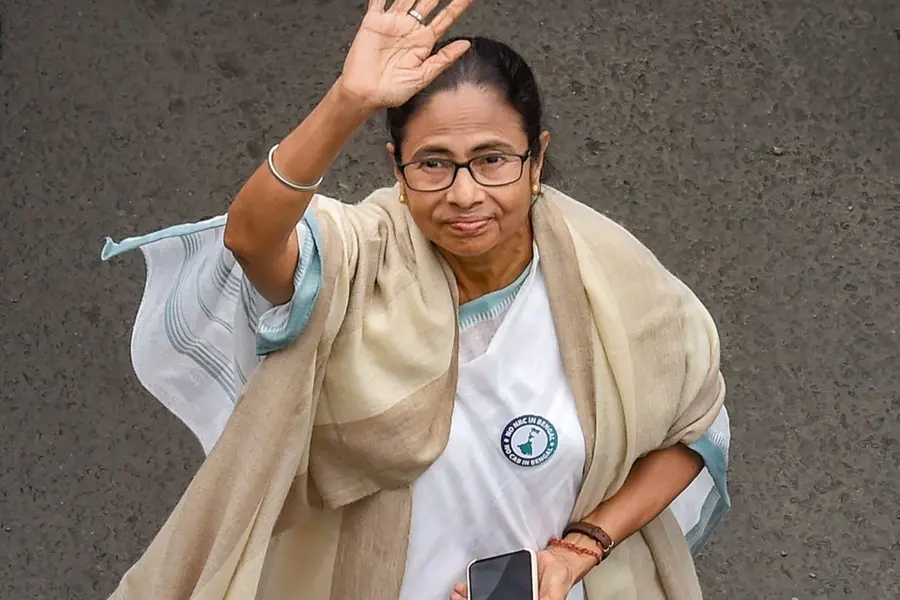 LIVE: Mamata takes a massive lead in Bhabanipur bypoll