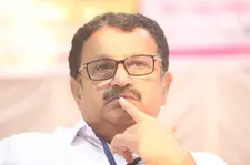 വടകര വിട്ടുപോയത് തെറ്റ്, തൃശ്ശൂരിൽ ജയിക്കാൻ ബുദ്ധിമുട്ടാണെന്ന് പ്രതാപൻ പറഞ്ഞിരുന്നില്ല- മുരളീധരൻ