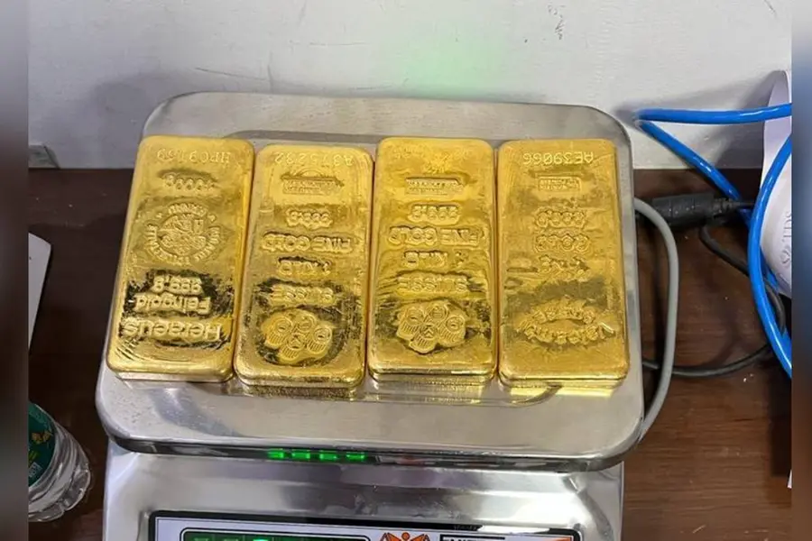 Customs inspector attempting to crack down on gold smugglers transferred