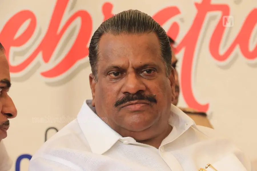 പ്രസംഗിക്കുന്നതിനിടെ MLA-യോട് പേര് ചോദിച്ചു, പരിഹാസ്യമായ നടപടി; പോലീസിനെതിരെ LDF കണ്‍വീനര്‍