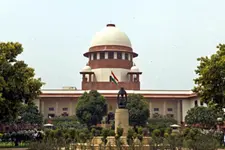 ആശിഷ് മിശ്ര രാജ്യം വിട്ടുപോകില്ലെന്ന് യുപി സര്‍ക്കാര്‍; ഹര്‍ജികള്‍ വിധിപറയാന്‍ മാറ്റി