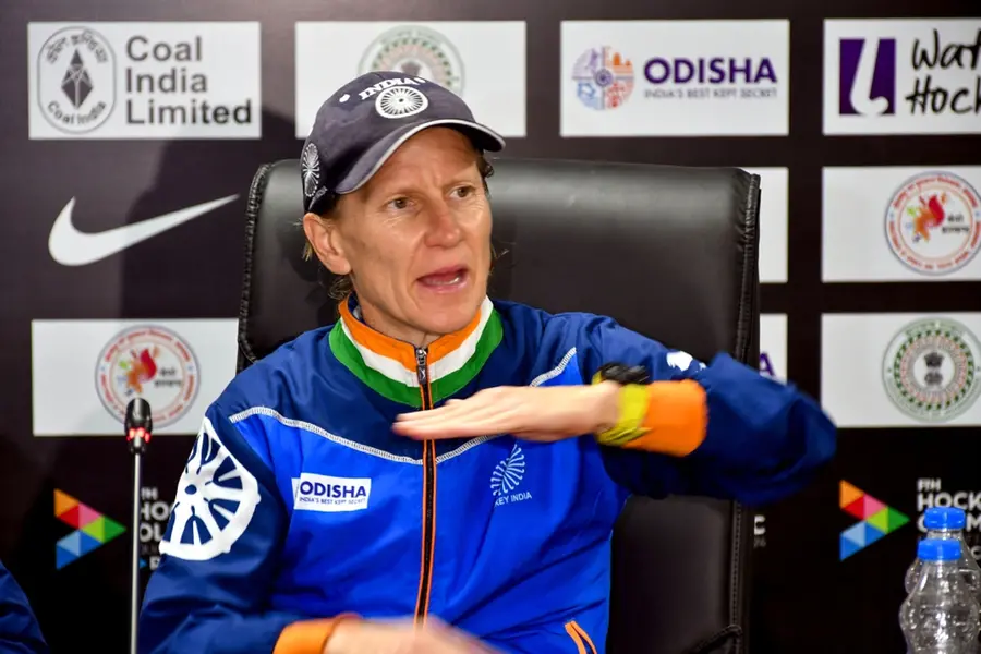 Schopman resigns as chief coach of Indian women's hockey team