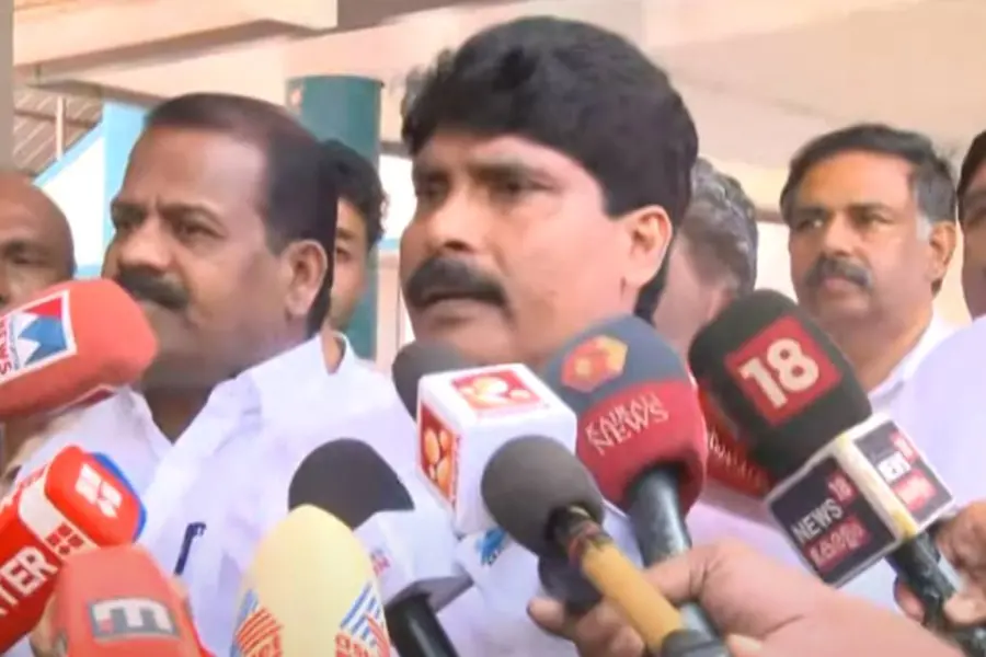 UDF boycotts all-party meet; demands removal of forest minister; urges CM to visit Wayanad