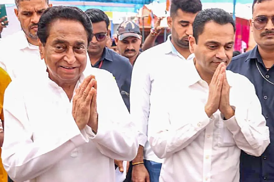 Amid Kamal Nath's BJP switch speculation, his son Nakul Nath drops Congress from social media bio