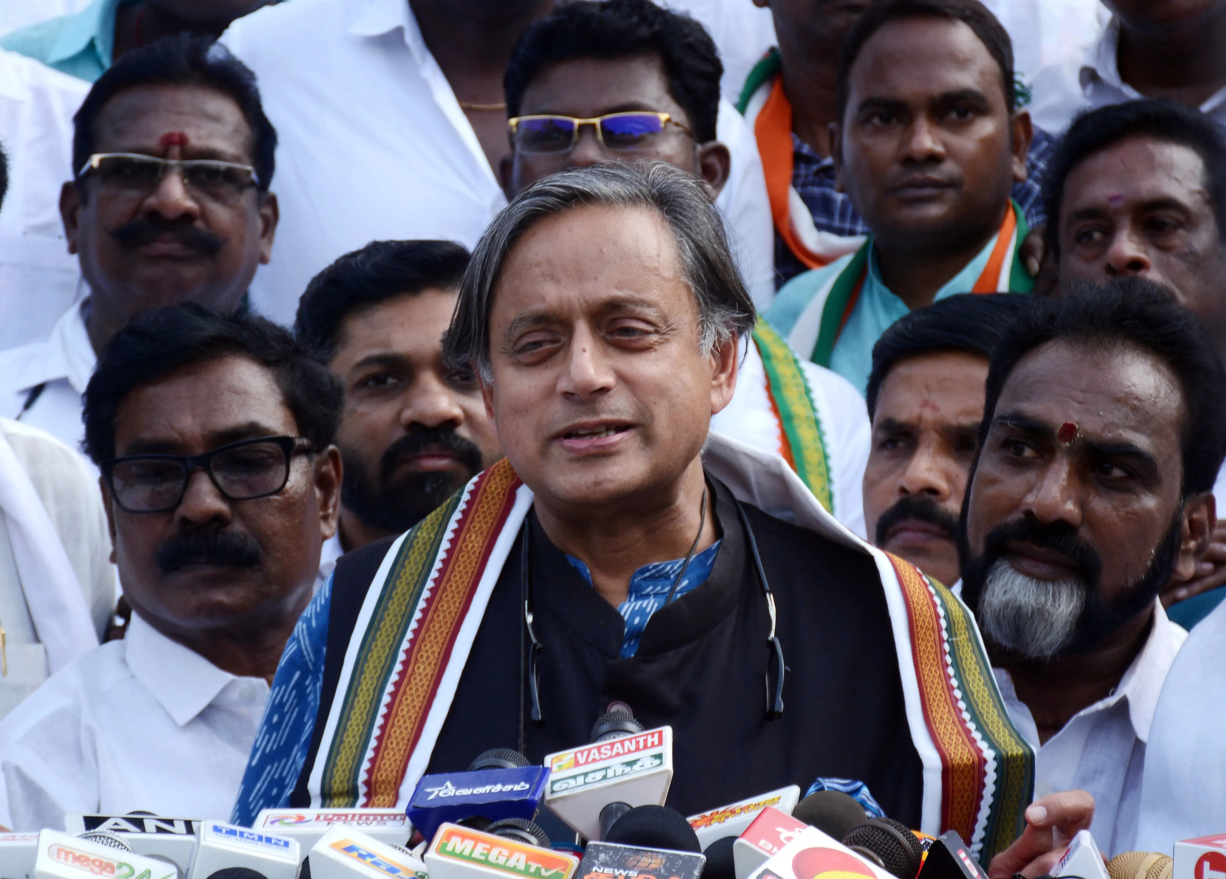 Shashi Tharoor . Photo: ANI