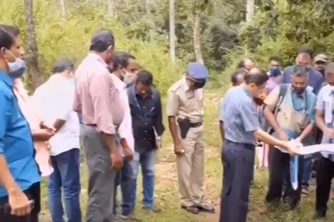 Encroached land given for lease in Chinnakanal; 2 officials suspended