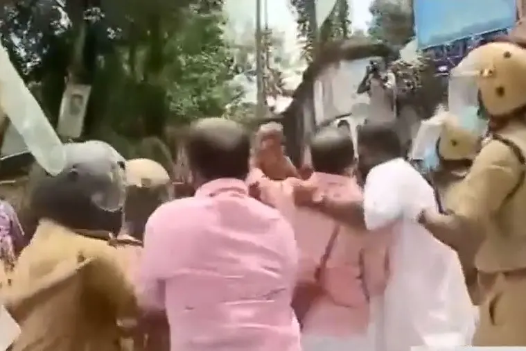 Gold smuggling case: Protests against CM continue across state