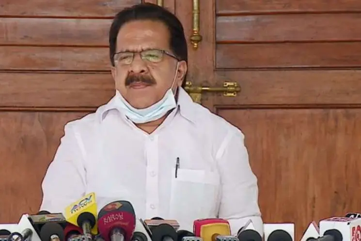 EMCC contract totally mysterious, Chennithala furnishes evidences