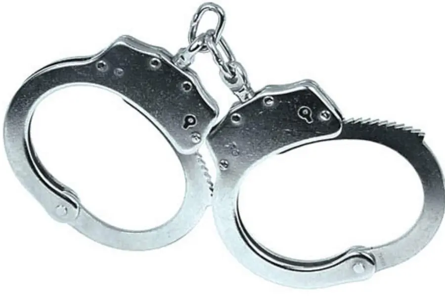 Thrissur: Live-in couple arrested for selling banned drugs