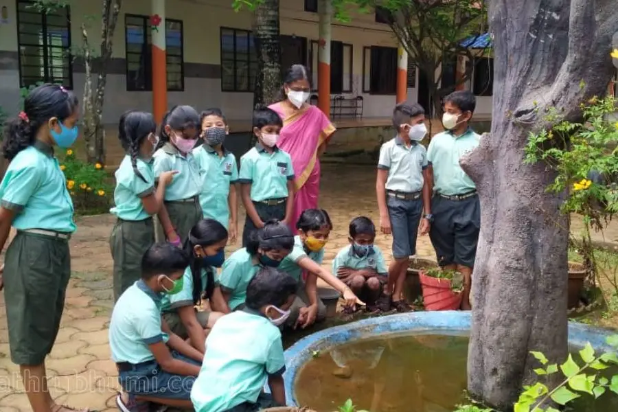 Gender-neutral uniform in Valayanchirangara school heats up discussions again