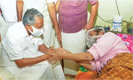 Kerala CM visits house of JWO Pradeep killed in Coonoor chopper crash | Photo: Mathrubhumi