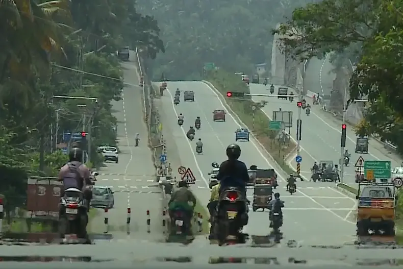 Laying six lanes in Talapady-Karode NH 66 expedited: CM Pinarayi Vijayan