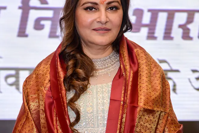 Police team set up to trace, produce actor-turned-politician Jaya Prada in UP court