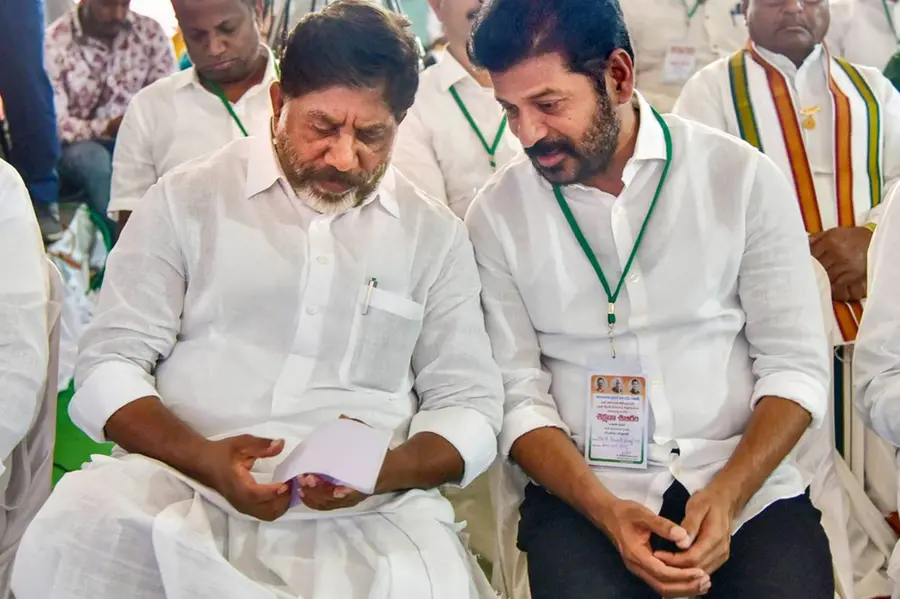രേവന്ത് റെഡ്ഡി മുഖ്യമന്ത്രി, മല്ലുഭട്ടി ഉപമുഖ്യമന്ത്രി: കോണ്ഗ്രസില് ചര്ച്ചകള് സജീവം