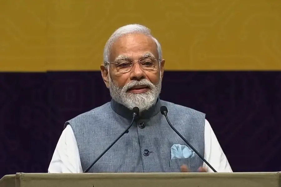 Narendra Modi leaves from Ahmedabad airport to watch IND-AUS WC final live