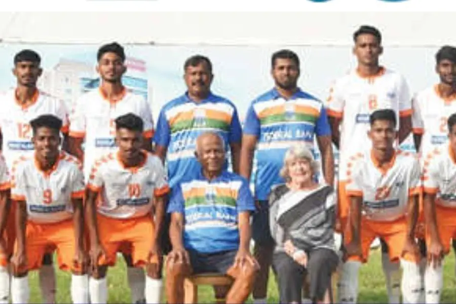 ബ്ലാസ്റ്റേഴ്സിനെവരെ അട്ടിമറിച്ച 'ലോക്കല്സ്'; കോവളം FC KPL സൂപ്പര് സിക്സില്, അദ്ഭുത വളര്ച്ച