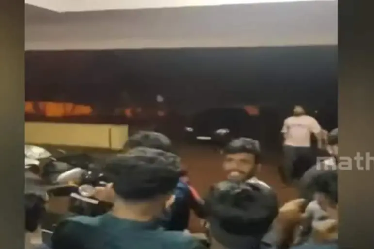 SFI-KSU clash at CUSAT hostel; Four injured, case registered