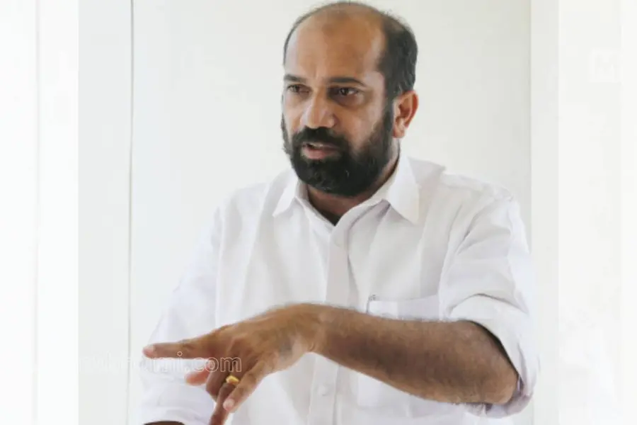 Huge scam in purchase of body bags at Thrissur MCH during Covid-19, alleges Anil Akkara