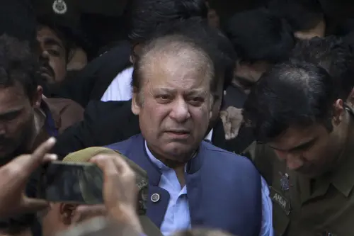Exiled former Pakistan PM Nawaz Sharif set for comeback