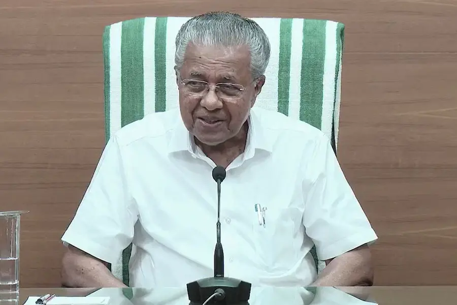 ശിവഗിരി മഠത്തിന് ദാനമായി കിട്ടിയ ഭൂമിക്ക് രജിസ്‌ട്രേഷന്‍ ഫീസില്‍ പൂര്‍ണ ഇളവ് അനുവദിച്ച് സർക്കാർ