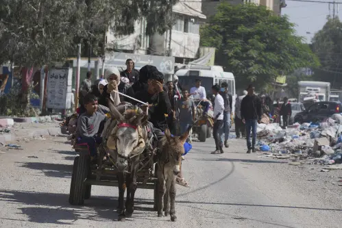 Thousands flee north Gaza after Israel evacuation warning