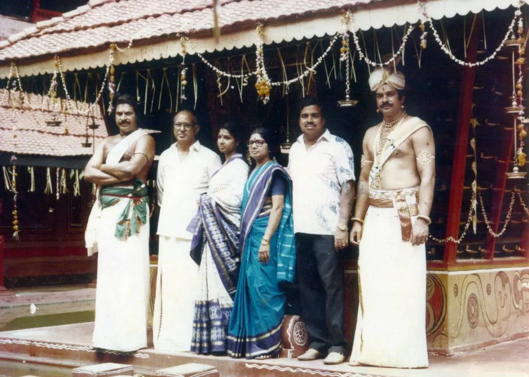 Actor Mammootty, producer PV Gangadharan, actor Devan etc. at the location of Malayalam film Oru Vadakkan Veeragadha.