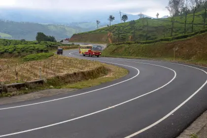 Kerala govt decides to form Munnar Hill Area Authority