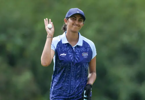 India's Aditi Ashok waves after finishing second in the Women's Individual Golf Round 4 at the 19th Asian Games, in Hangzhou, China, Sunday, Oct. 1, 2023 | Photo: PTI