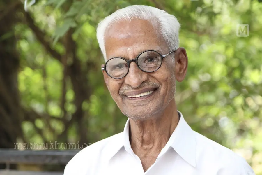 കാര്ട്ടൂണിസ്റ്റ് സുകുമാര് അന്തരിച്ചു