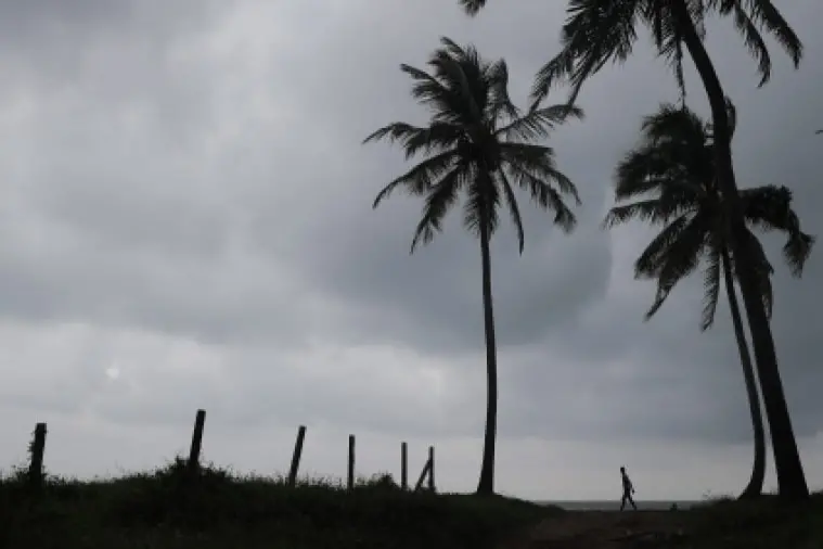 IMD forecasts heavy rainfall in Kerala; yellow, orange alerts issued