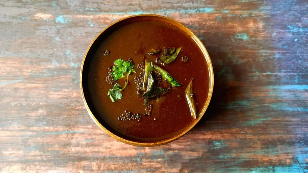 Coriander Gojju