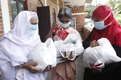 Pandemic special food kit distribution: More ration shop owners approach court seeking commission