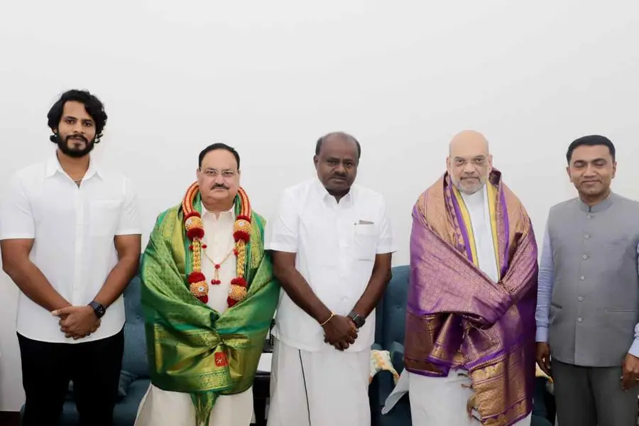 JD(S) joins hands with BJP, Kerala component calls state committee