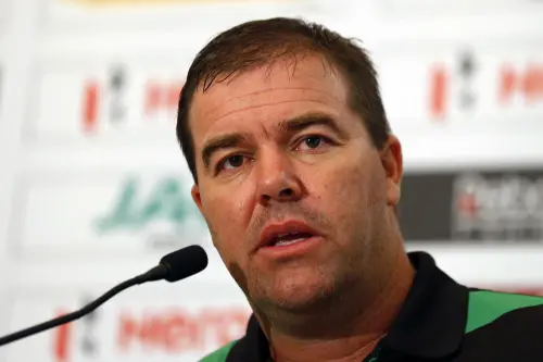 Henry Olonga confirms former Zimbabwe captain Heath Streak \"is very much alive\"